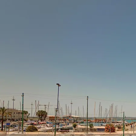 Right House Sur Le Port - Harbour View