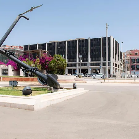 Right House Sur Le Port - Harbour View Cagliari